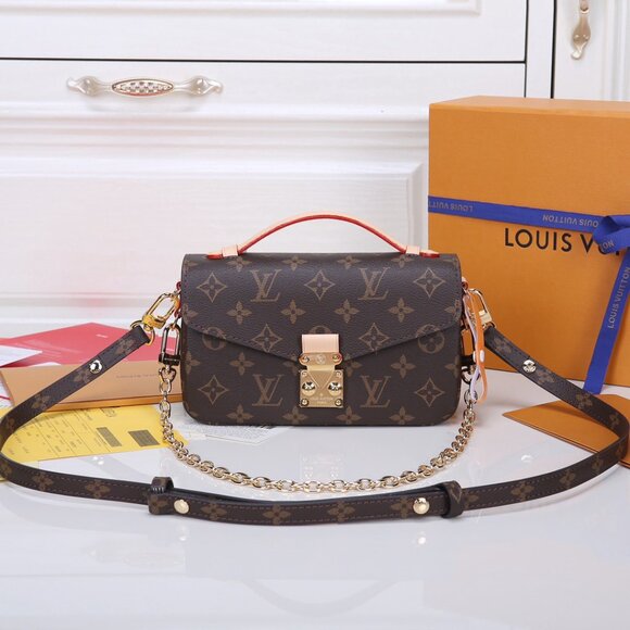 🎉🎉Louis Vuitton Pochette Metis Monogram Shoulder Bag - Picture 1 of 5